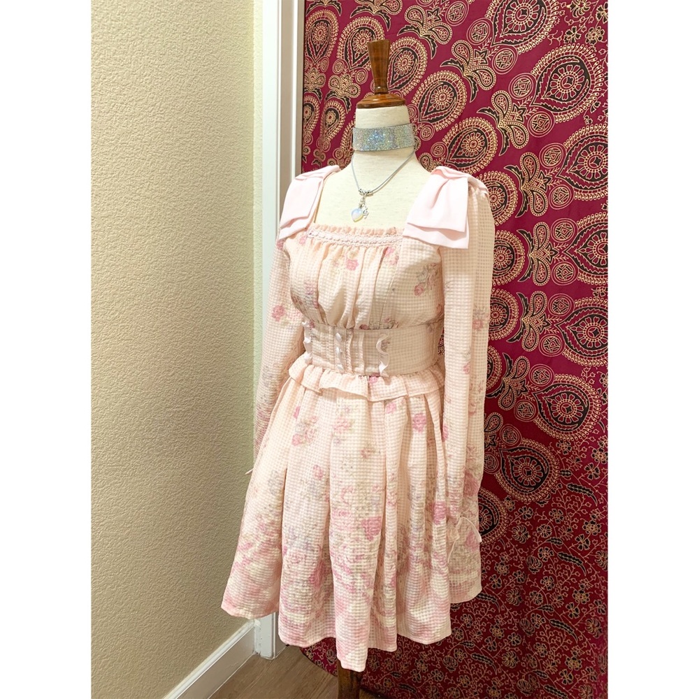 π Amazing Lolita dress - Picture 4 of 11